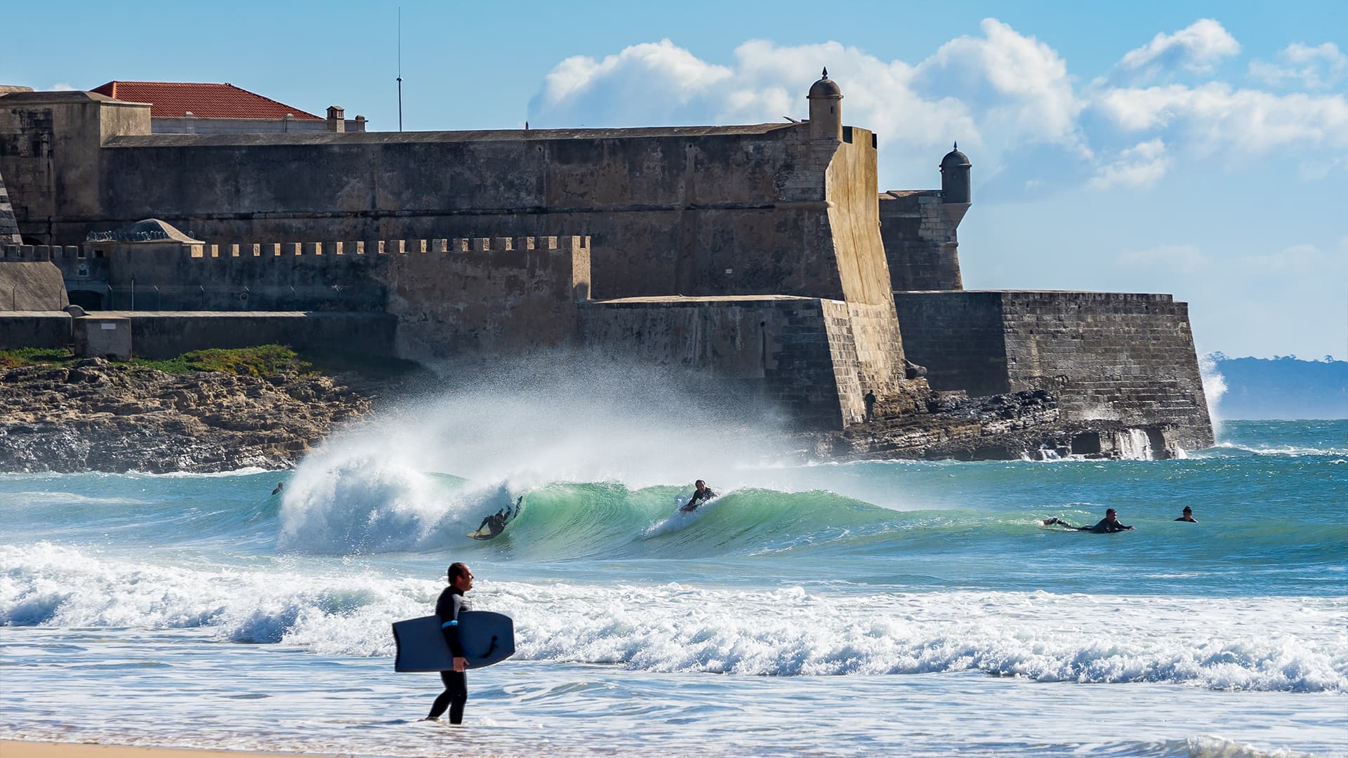 Carcavelos and Parede