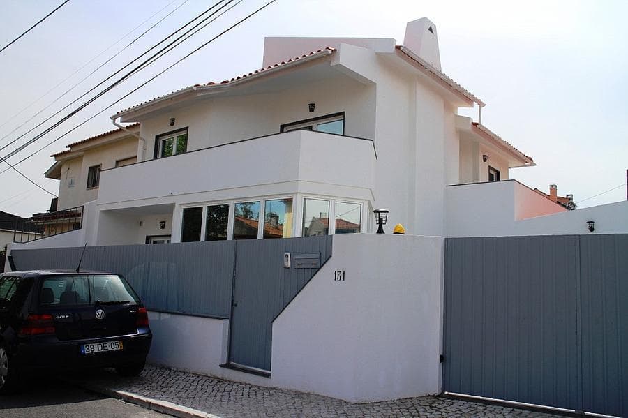 Moradia T4 com estacionamento, Livramento, Cascais - Imagem 1
