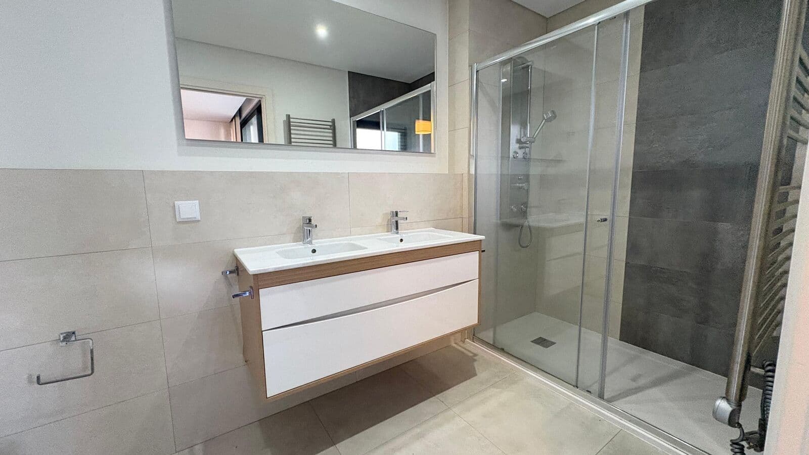 Moradia T3 com piscina, Estoril, Cascais - Imagem 19