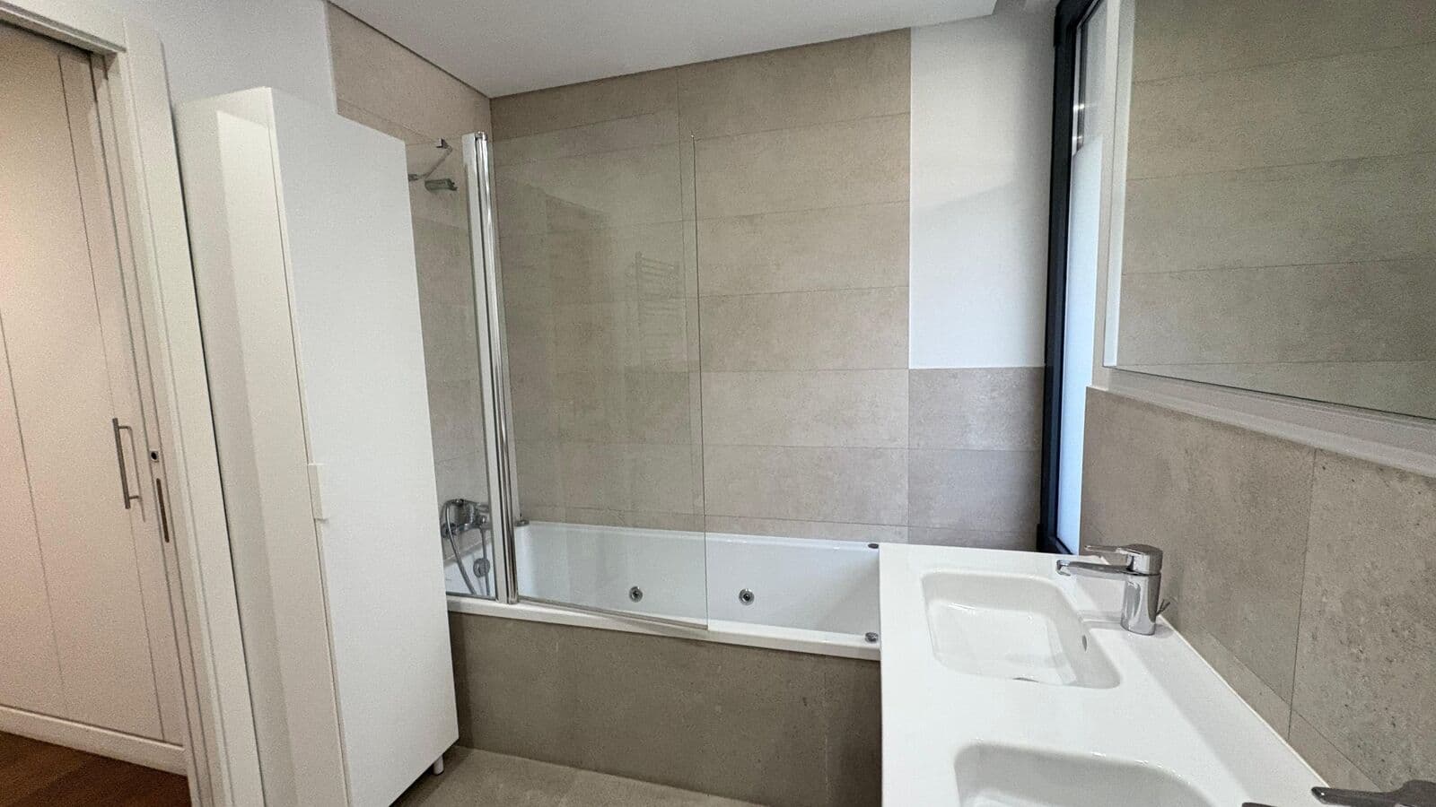 Moradia T3 com piscina, Estoril, Cascais - Imagem 23