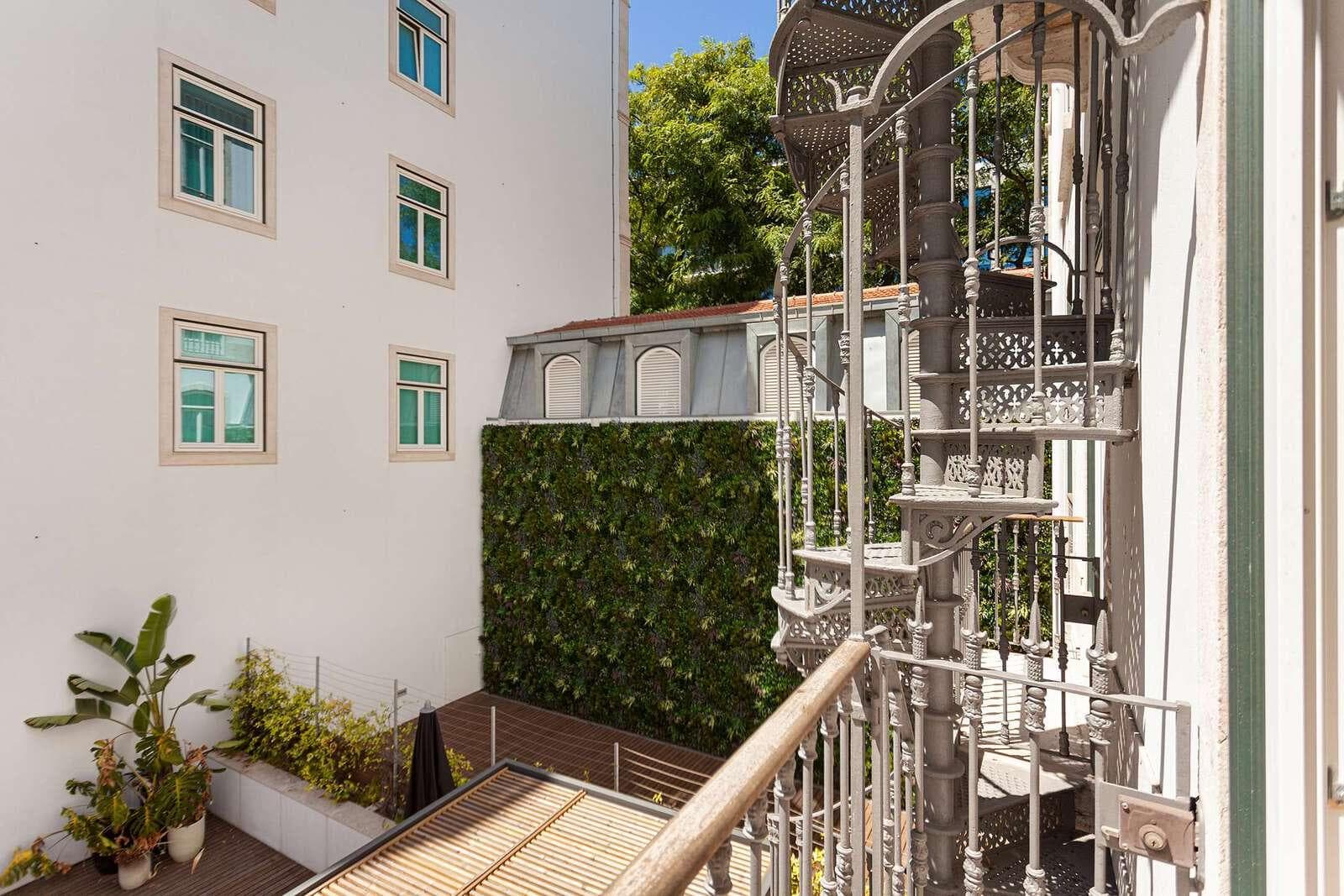Apartamento T1 com estacionamento, Avenida da Liberdade, Lisboa - Imagem 17