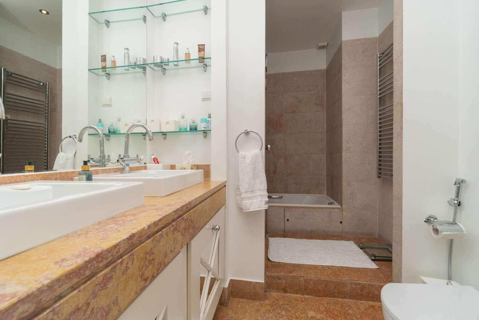 Apartamento T4 com estacionamento, Chiado, Lisboa - Imagem 21