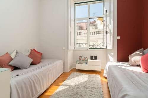 PF23404 - Appartement 5 pièces avec parking, Chiado, Lisboa - Image 14