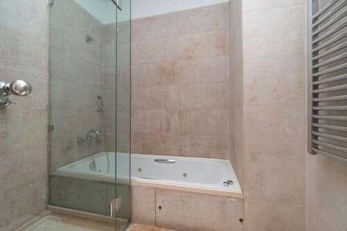 PF23404 - Appartement 5 pièces avec parking, Chiado, Lisboa - Image 22