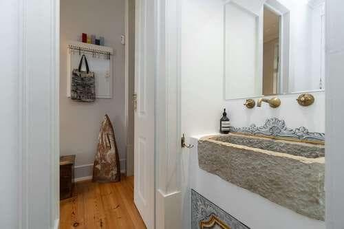 PF23404 - Appartement 5 pièces avec parking, Chiado, Lisboa - Image 24
