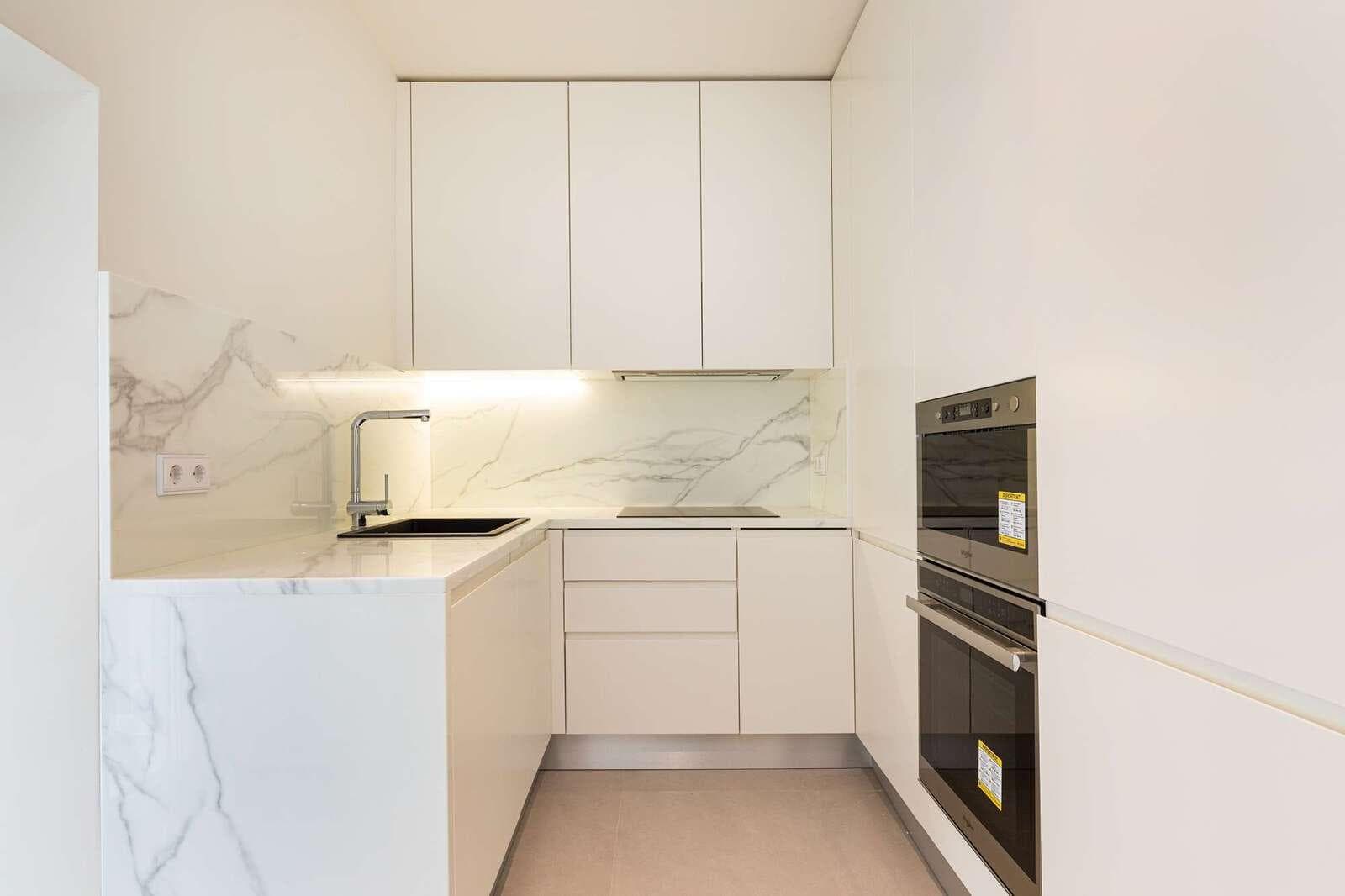 Apartamento T2 com vista, Arroios, Lisboa - Imagem 11