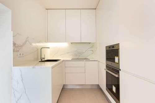 PF24843 - Appartement 3 pièces avec vue, Arroios, Lisboa - Image 11