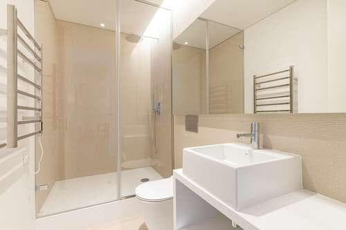PF24843 - Appartement 3 pièces avec vue, Arroios, Lisboa - Image 19