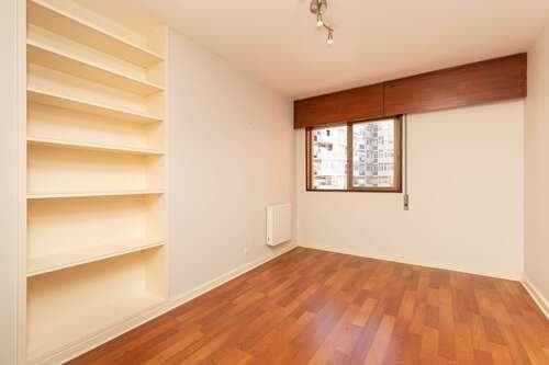 PF24977 - Apartamento T2 com piscina, Lapa, Lisboa - Imagem 9