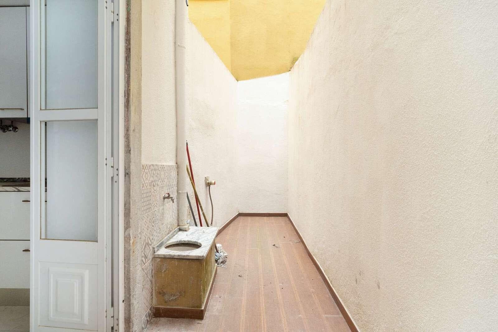 Immeuble, Arroios, Lisboa - Image 40