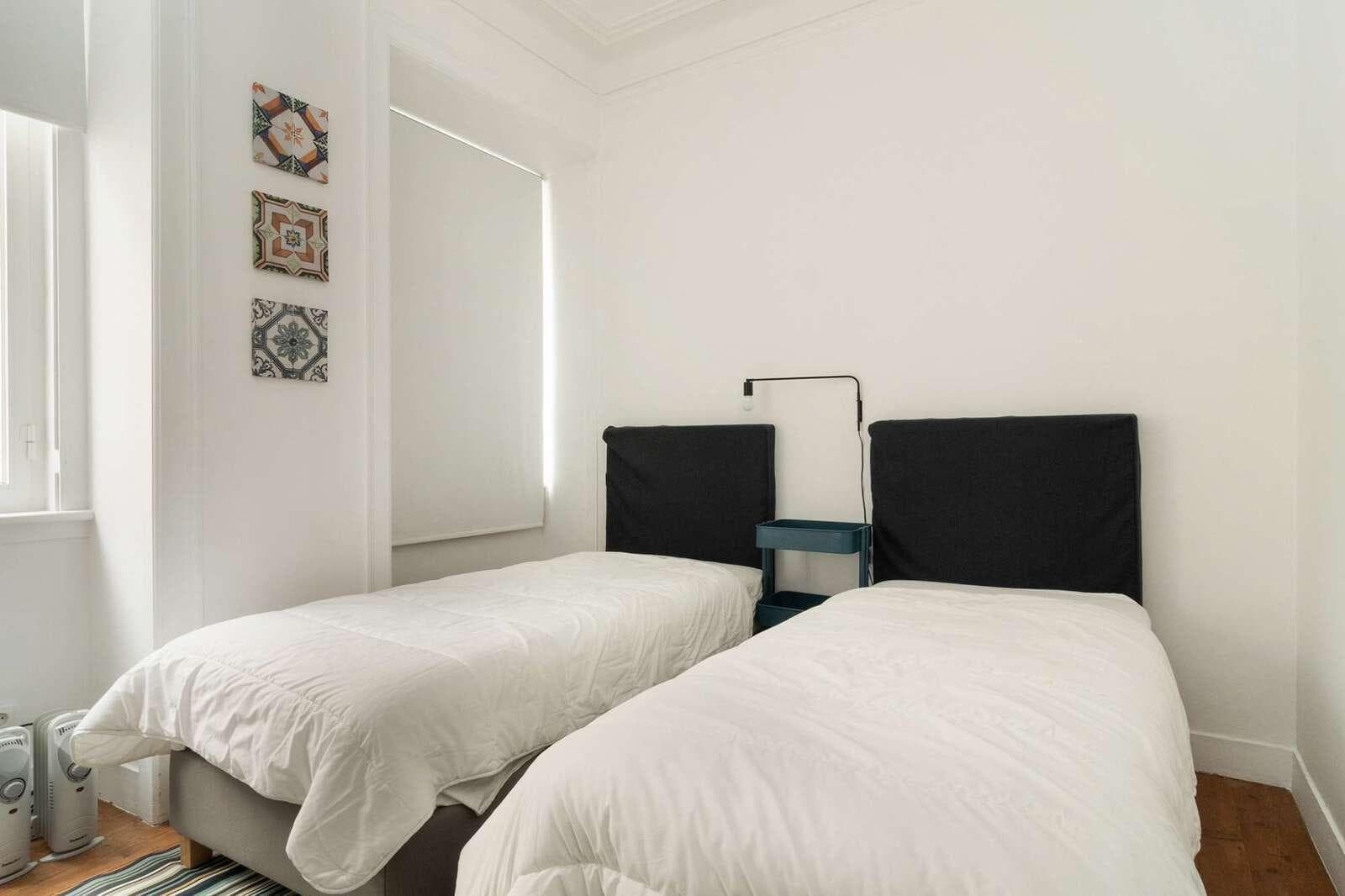 Immeuble, Arroios, Lisboa - Image 17
