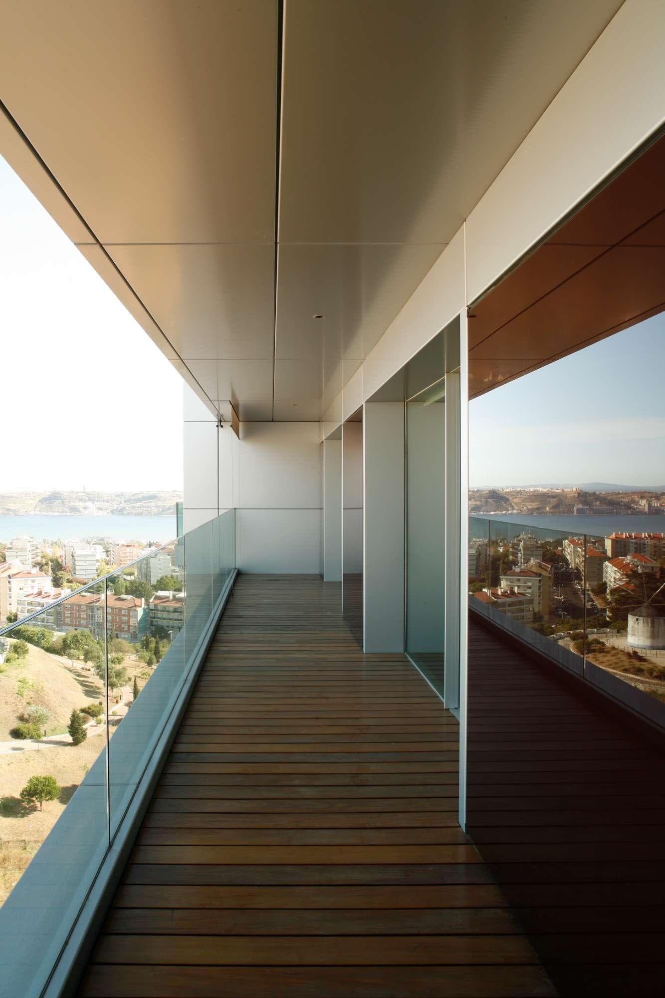 4 Bedroom Apartment in Sky Restelo, Restelo, Lisboa - Image 11
