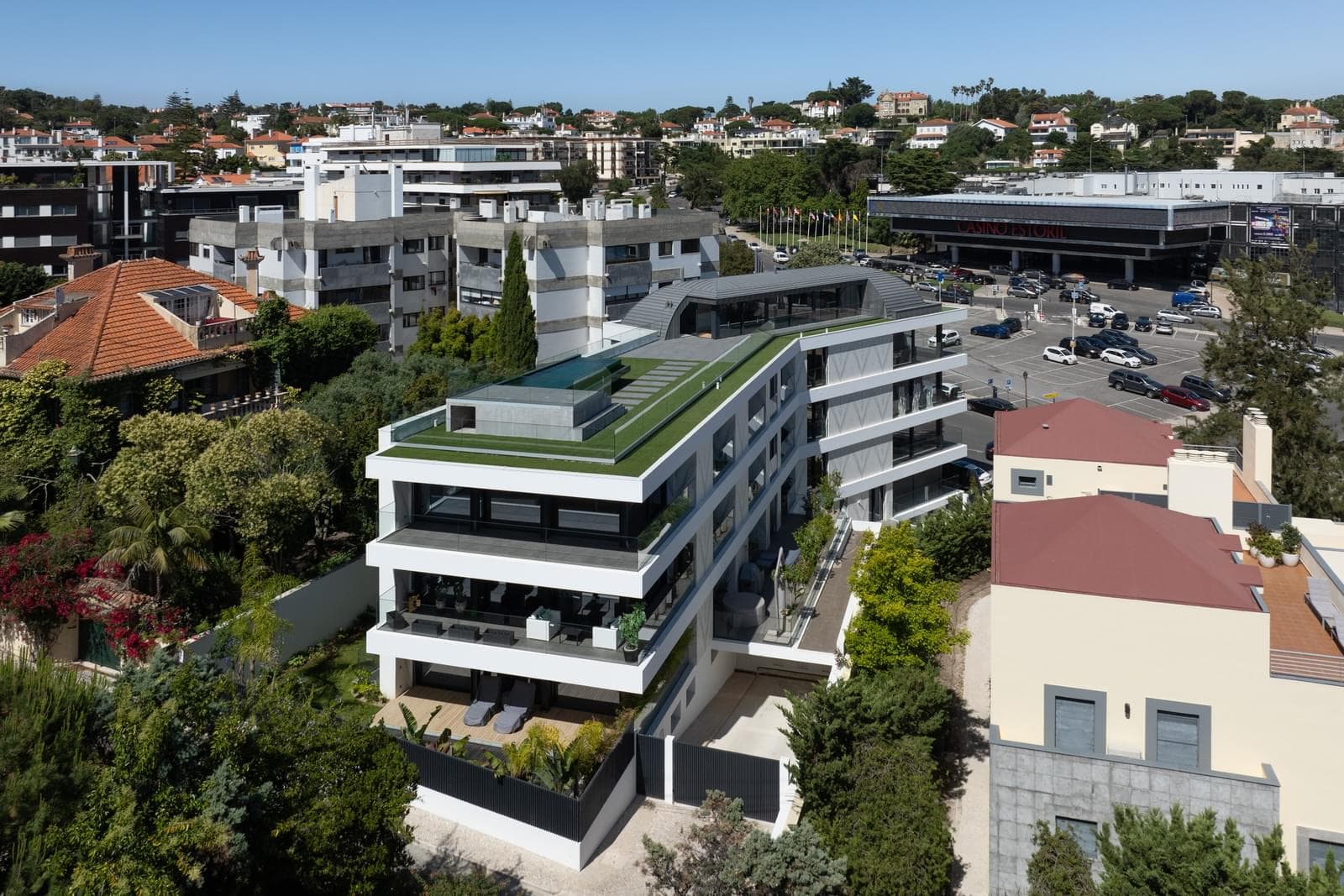 Apartamento T4 + 1 com piscina, Estoril, Cascais - Imagem 10