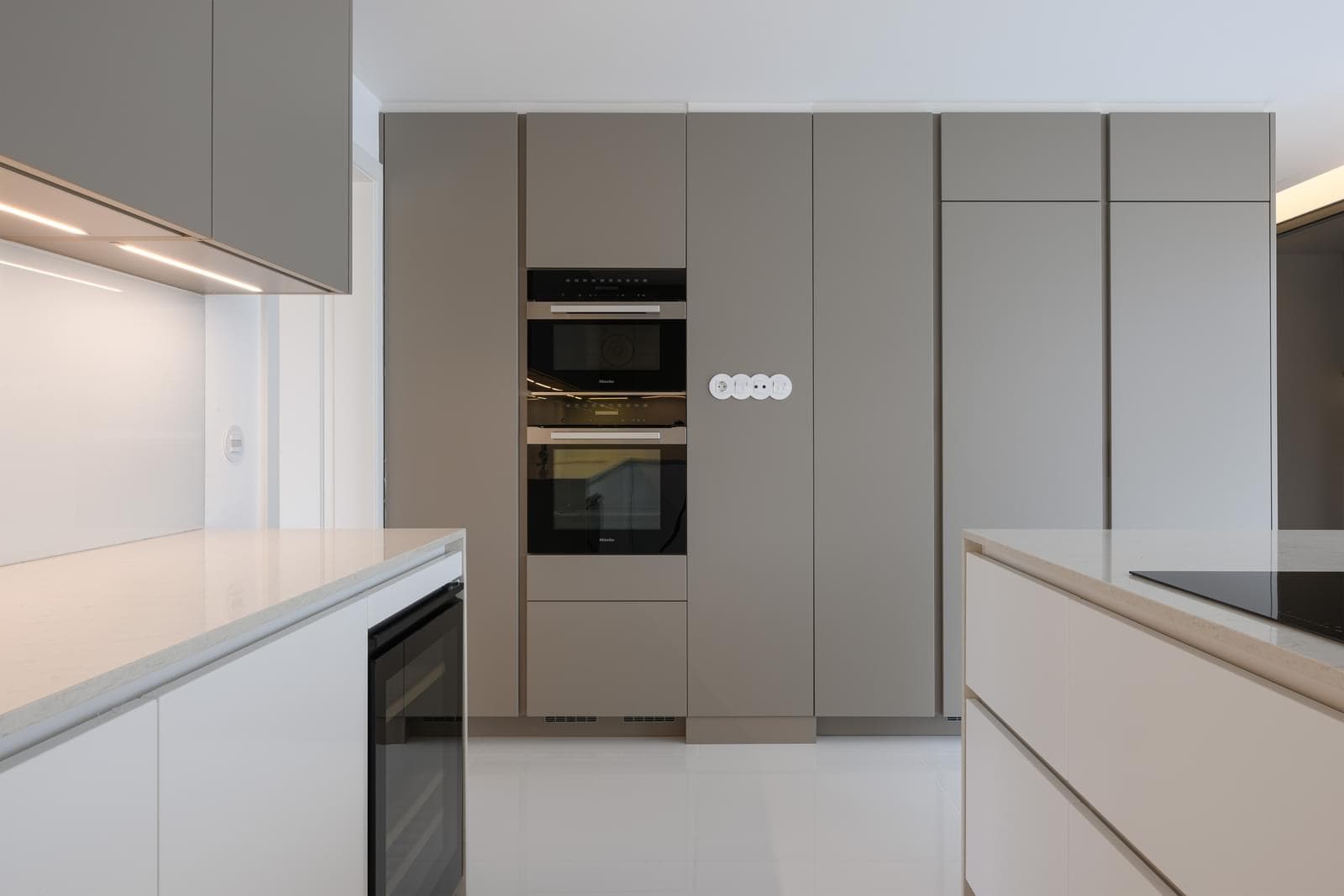 Apartamento T4 + 1 com piscina, Estoril, Cascais - Imagem 31