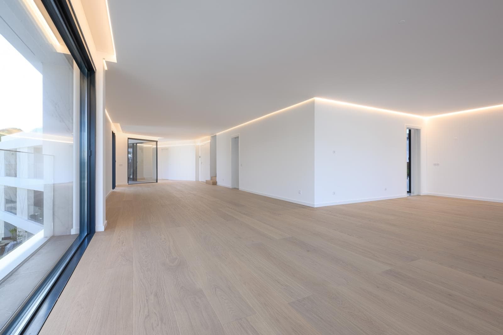 Apartamento T4 + 1 com piscina, Estoril, Cascais - Imagem 48