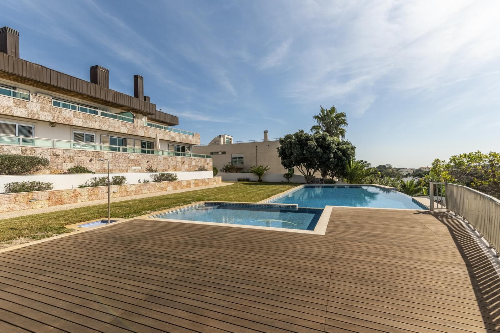 Apartamento T2 com estacionamento, Estoril, Cascais - Imagem 2