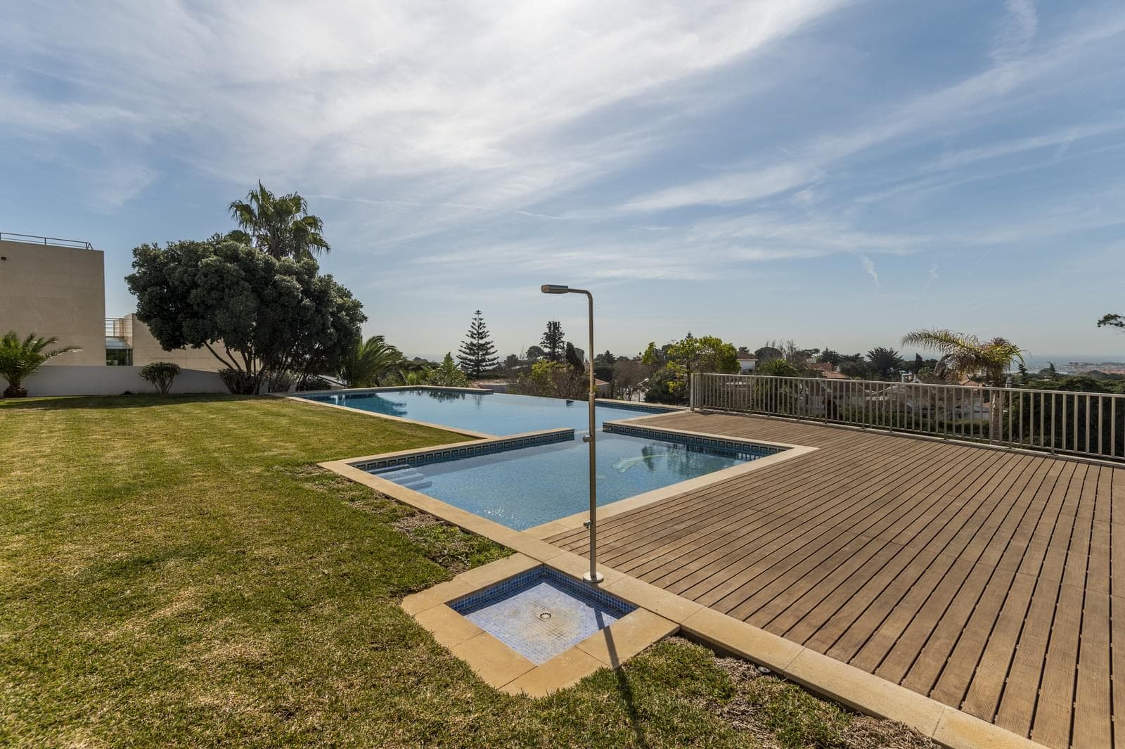 Apartamento T2 com estacionamento, Estoril, Cascais - Imagem 3