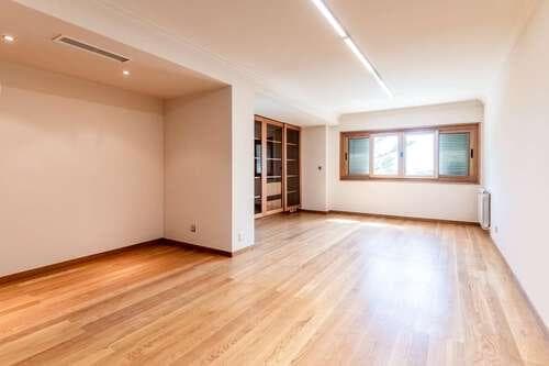 PF28378 - Appartement 3 pièces avec parking, Estoril, Cascais - Image 4