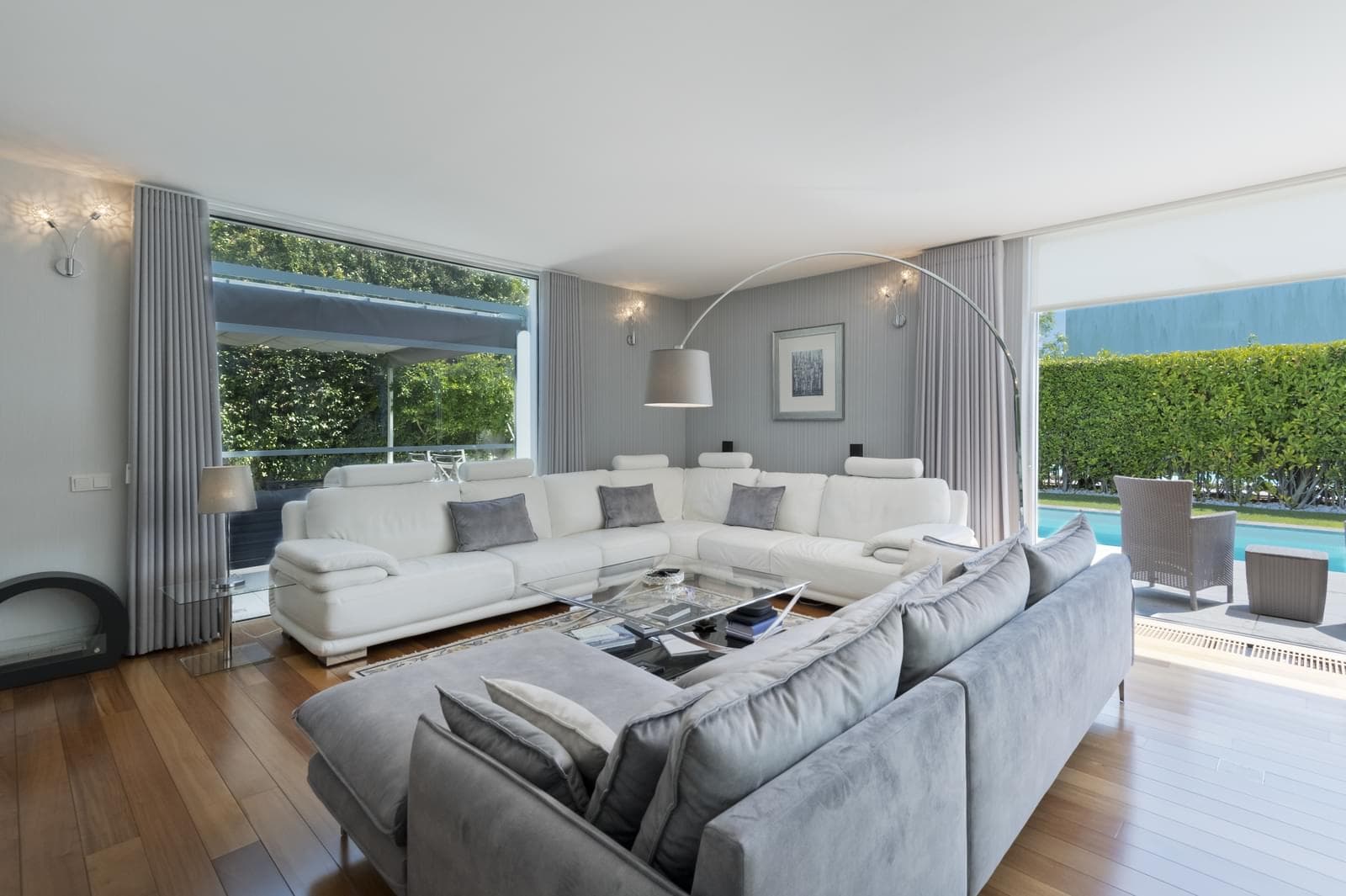 Moradia T5 + 1 com piscina, Carnaxide, Oeiras - Imagem 12