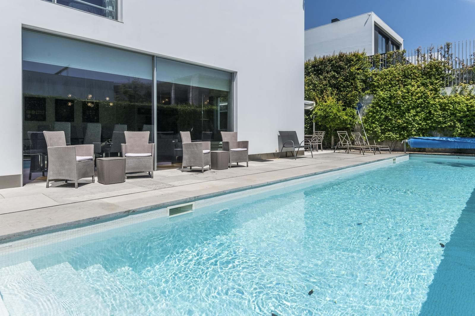 Moradia T5 + 1 com piscina, Carnaxide, Oeiras - Imagem 8