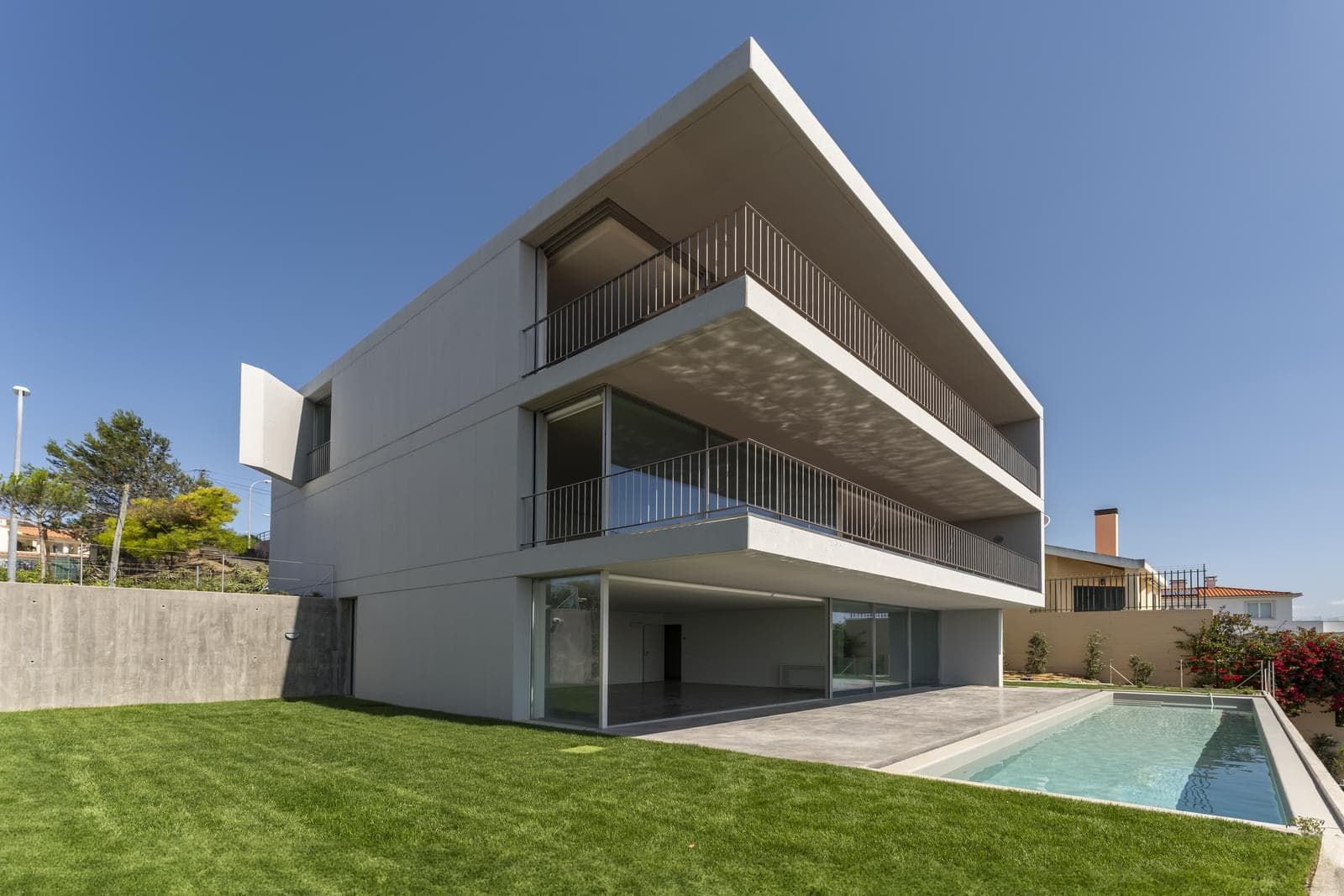 Maison normal 7 + 1 pièces avec piscine, Alto do Lagoal, Oeiras - Image 11