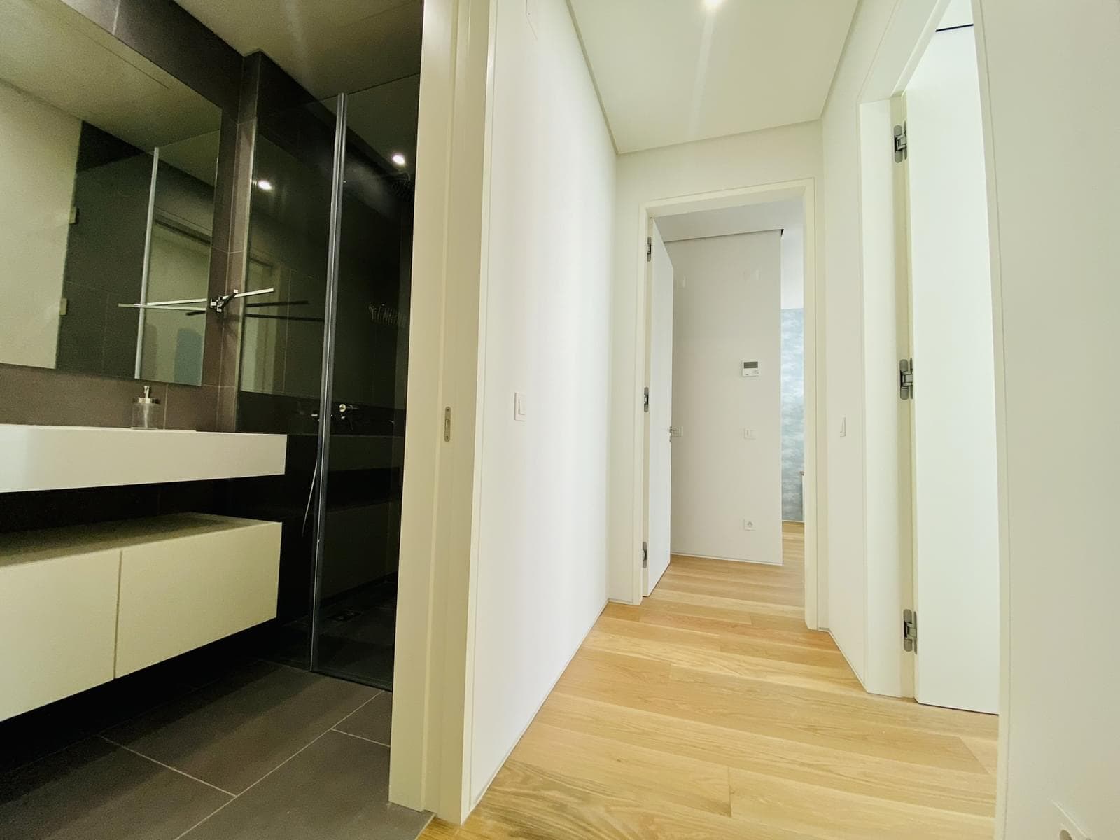 Apartamento T2 com estacionamento, Amoreiras, Lisboa - Imagem 34