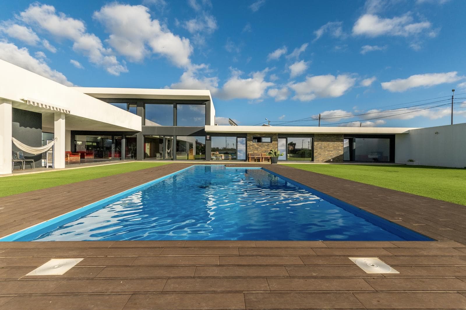 Moradia Isolada T3 com piscina, Sintra - Imagem 1