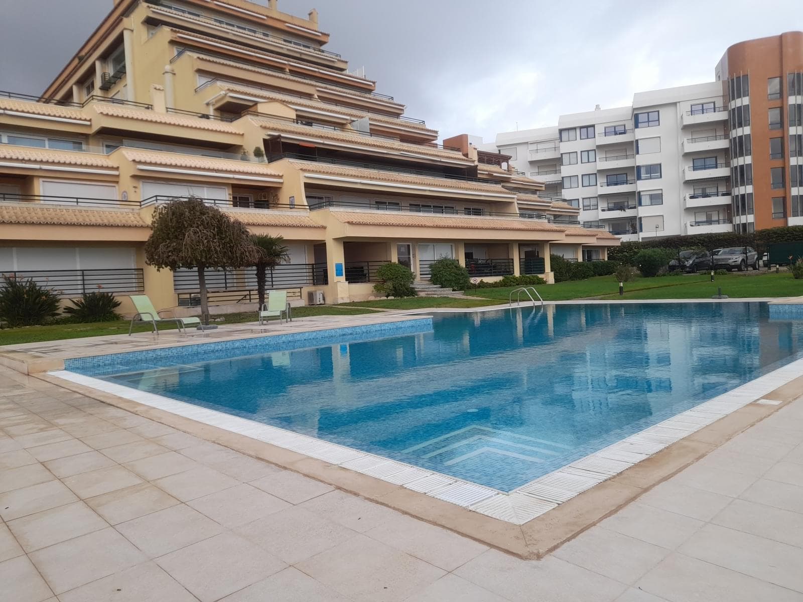 Apartamento T2 com jardim, Cascais - Imagem 1