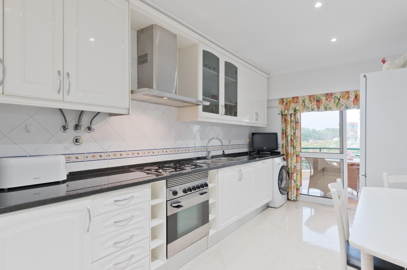 Apartamento T2 com jardim, Cascais - Imagem 13