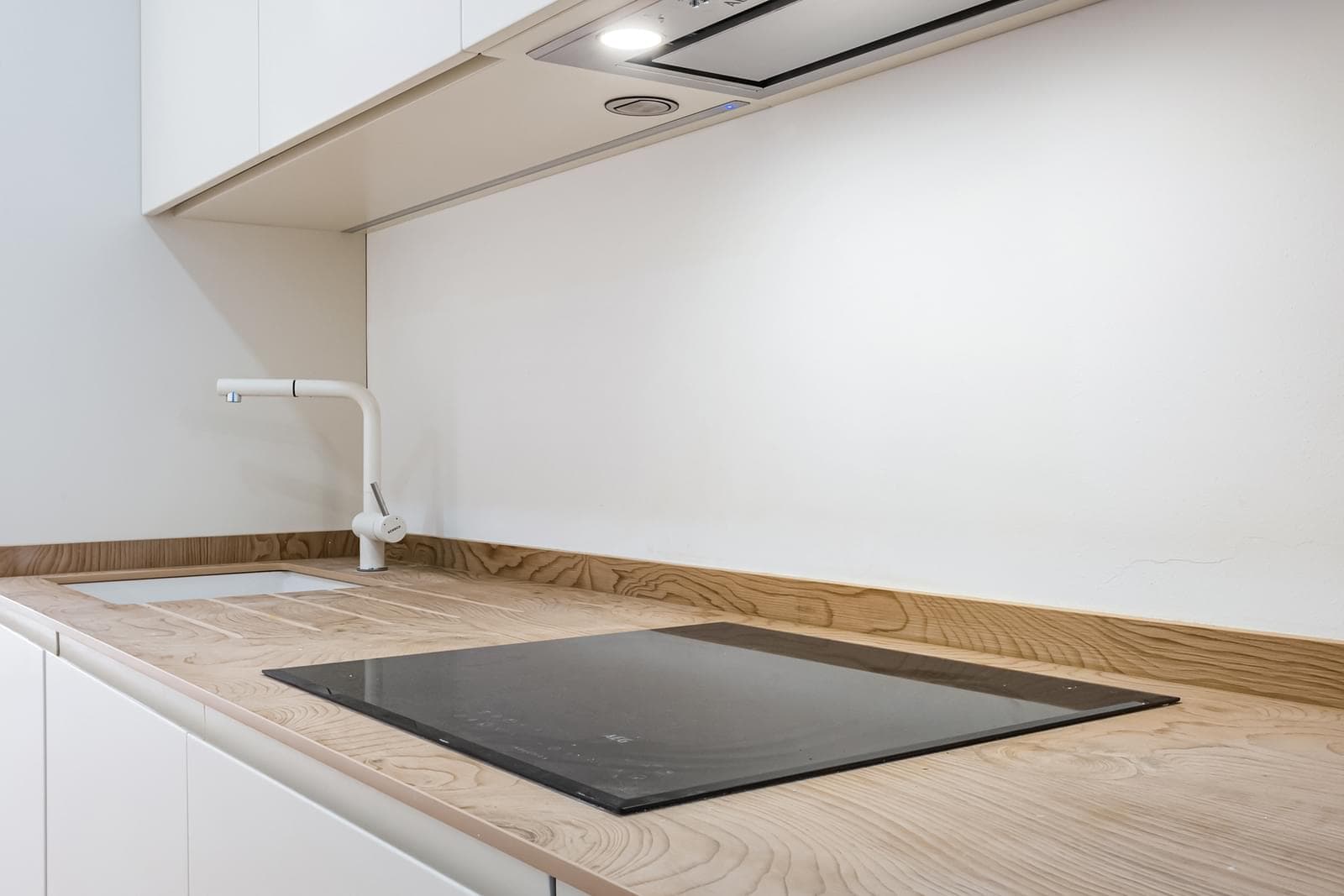 Apartamento T2 remodelado, Santos, Lisboa - Imagem 7