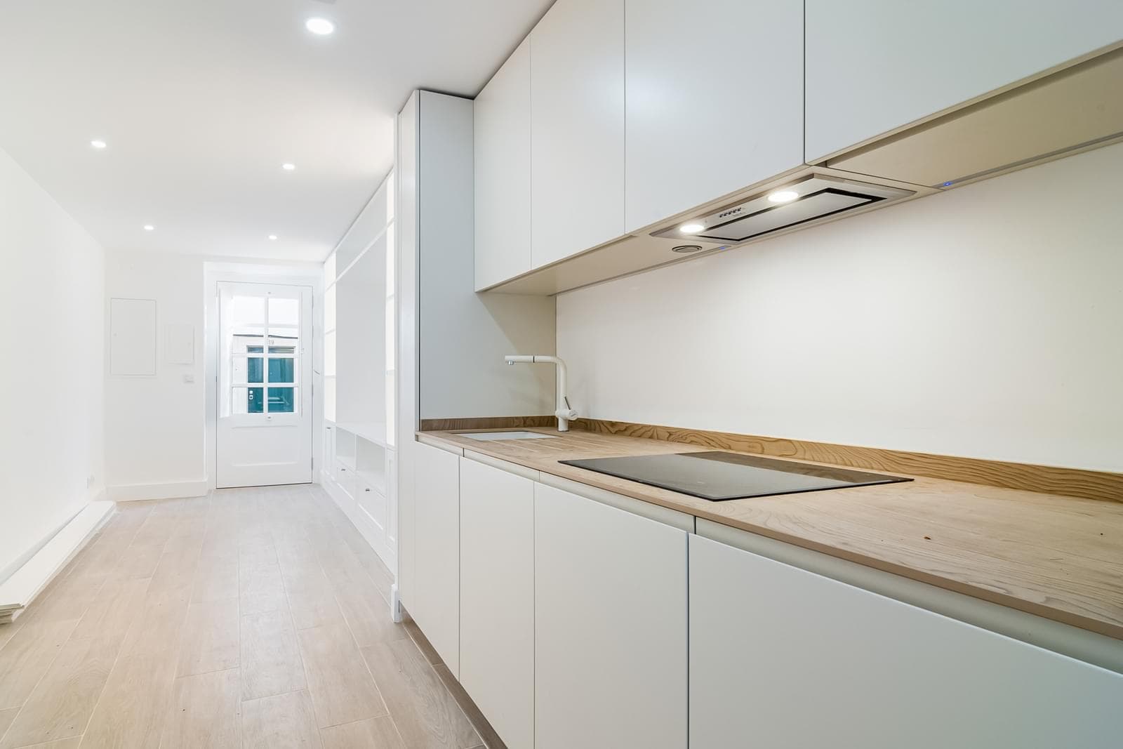 Apartamento T2 remodelado, Santos, Lisboa - Imagem 10