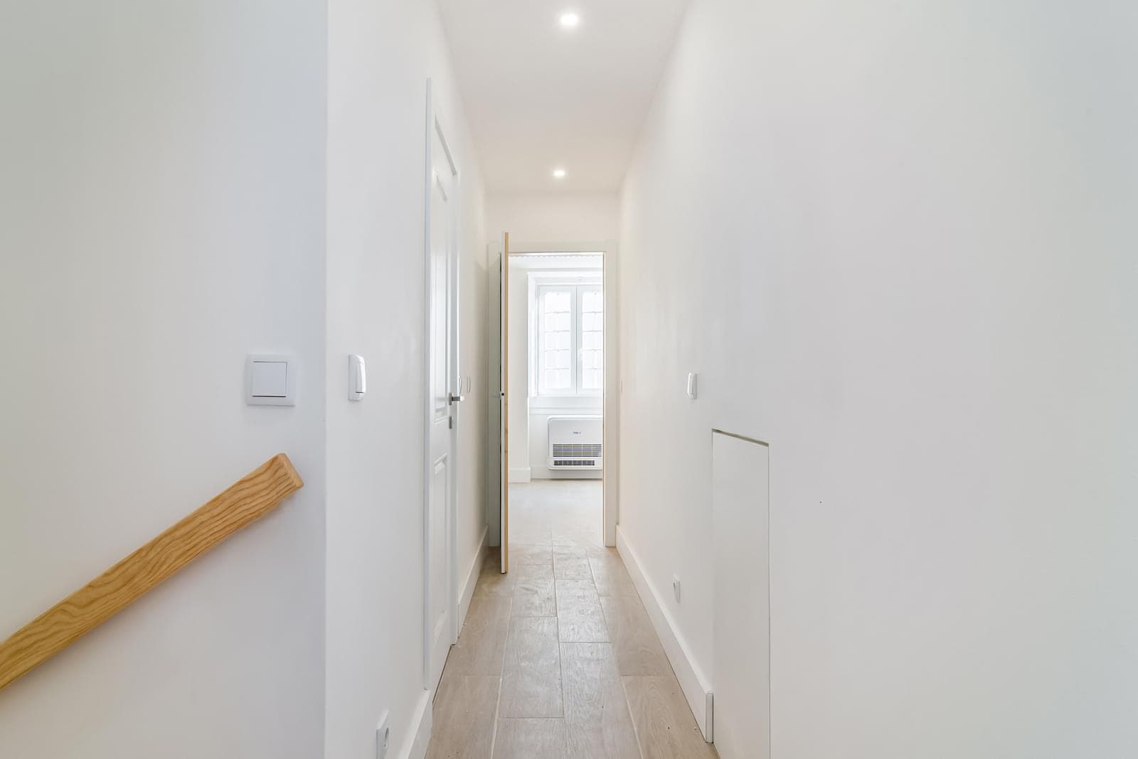 Apartamento T2 remodelado, Santos, Lisboa - Imagem 15