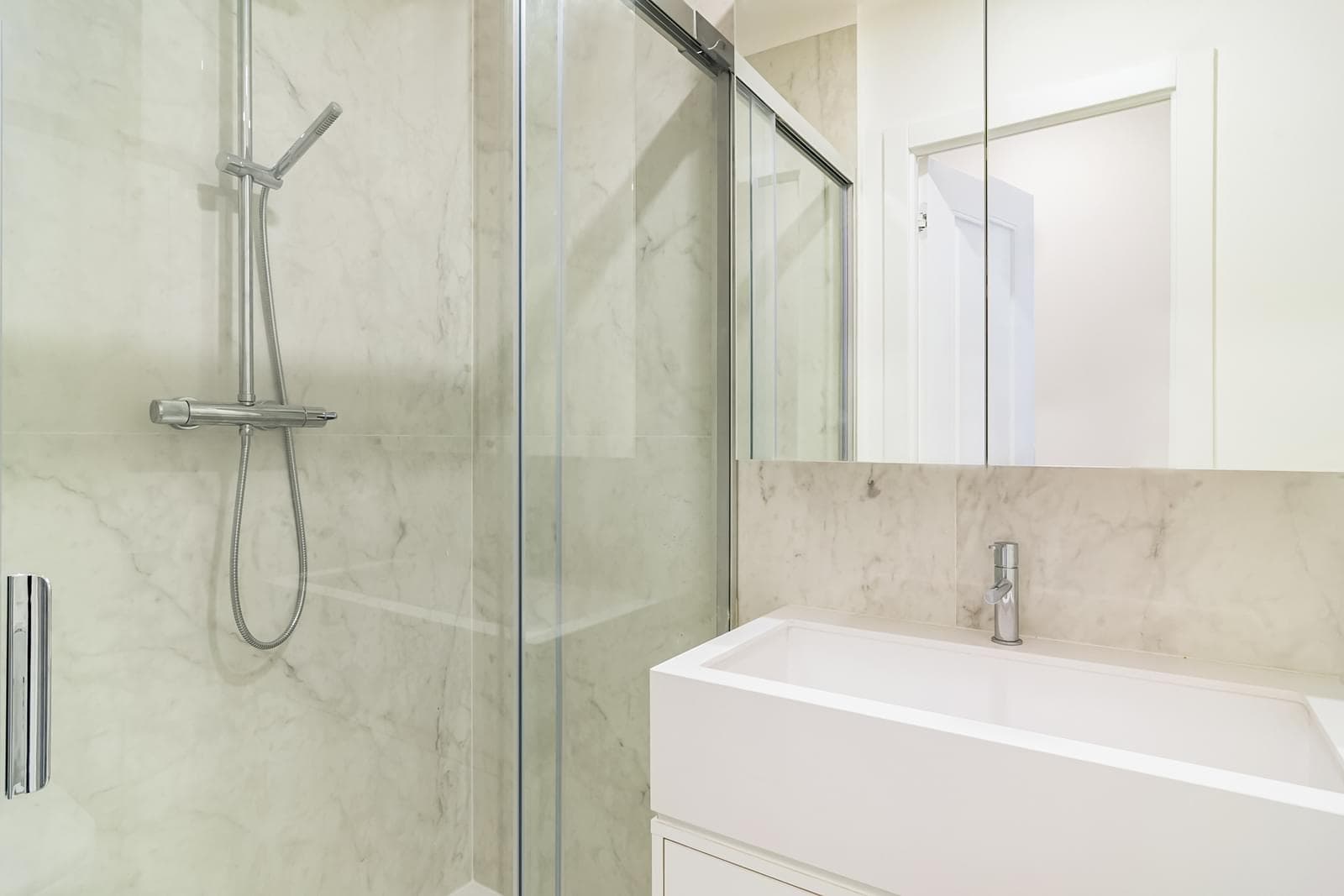 Apartamento T2 remodelado, Santos, Lisboa - Imagem 21