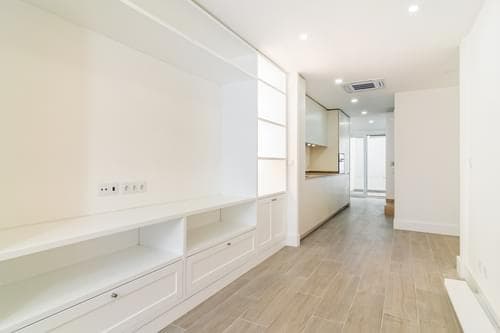 PF29909 - Apartamento T2 remodelado, Santos, Lisboa - Imagem 4