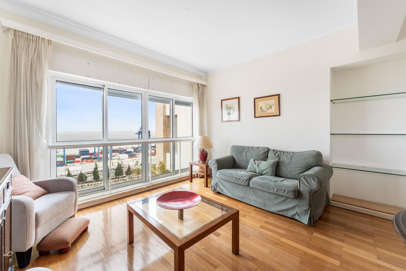 2 Bedroom Apartment with a view, Beato, Lisboa - Image 6