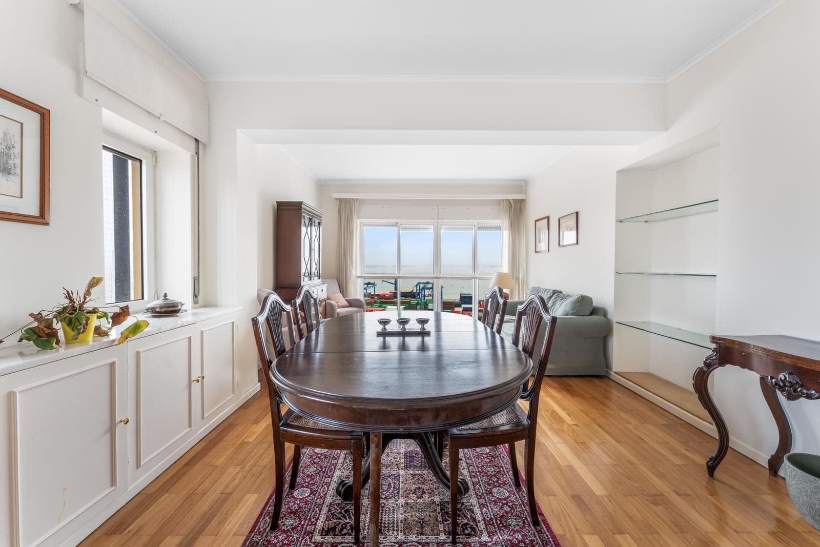 2 Bedroom Apartment with a view, Beato, Lisboa - Image 8