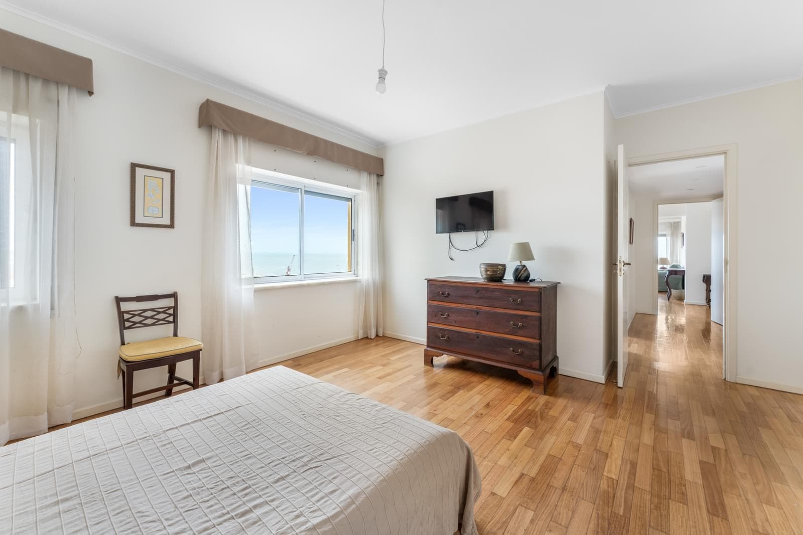2 Bedroom Apartment with a view, Beato, Lisboa - Image 16