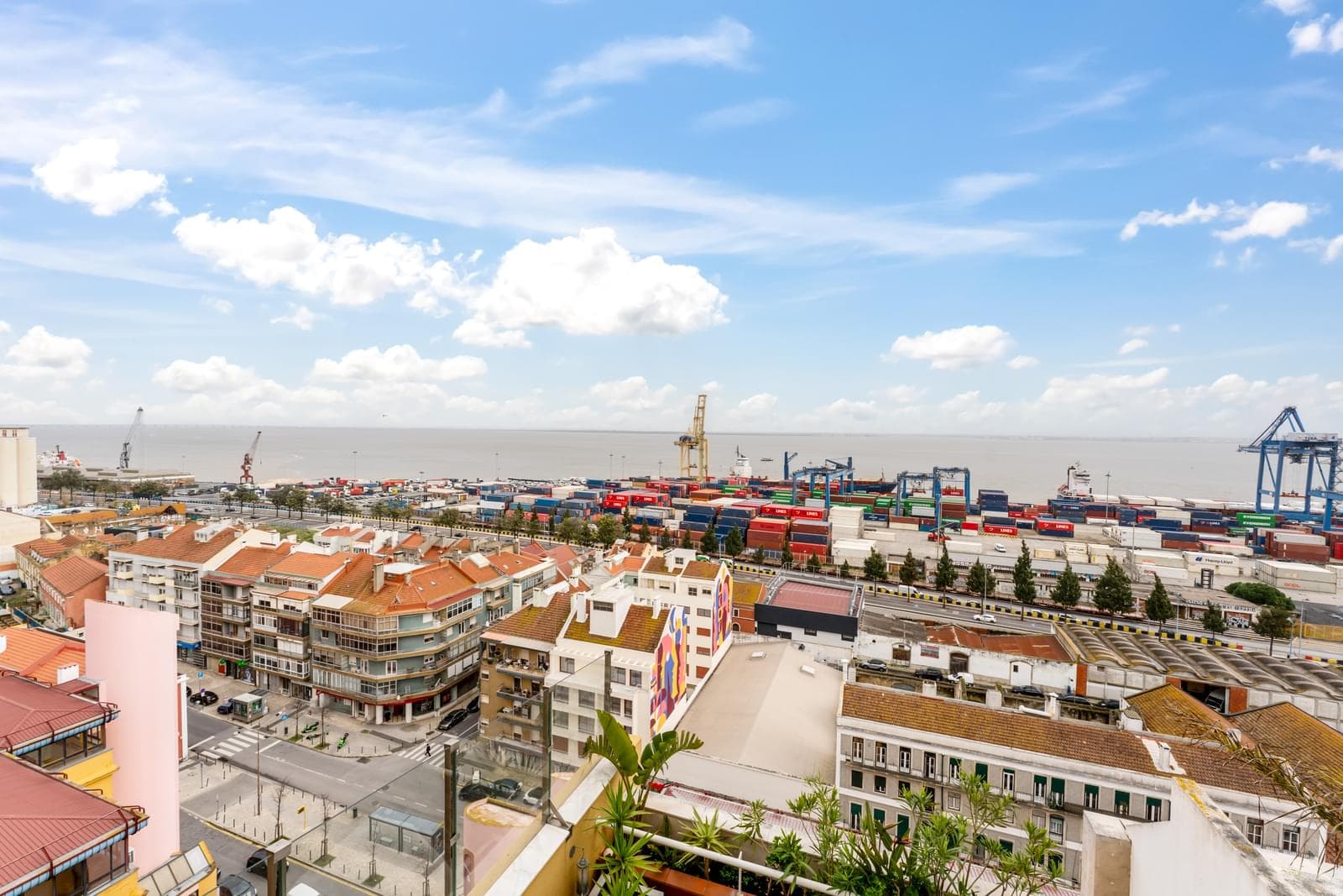 2 Bedroom Apartment with a view, Beato, Lisboa - Image 20