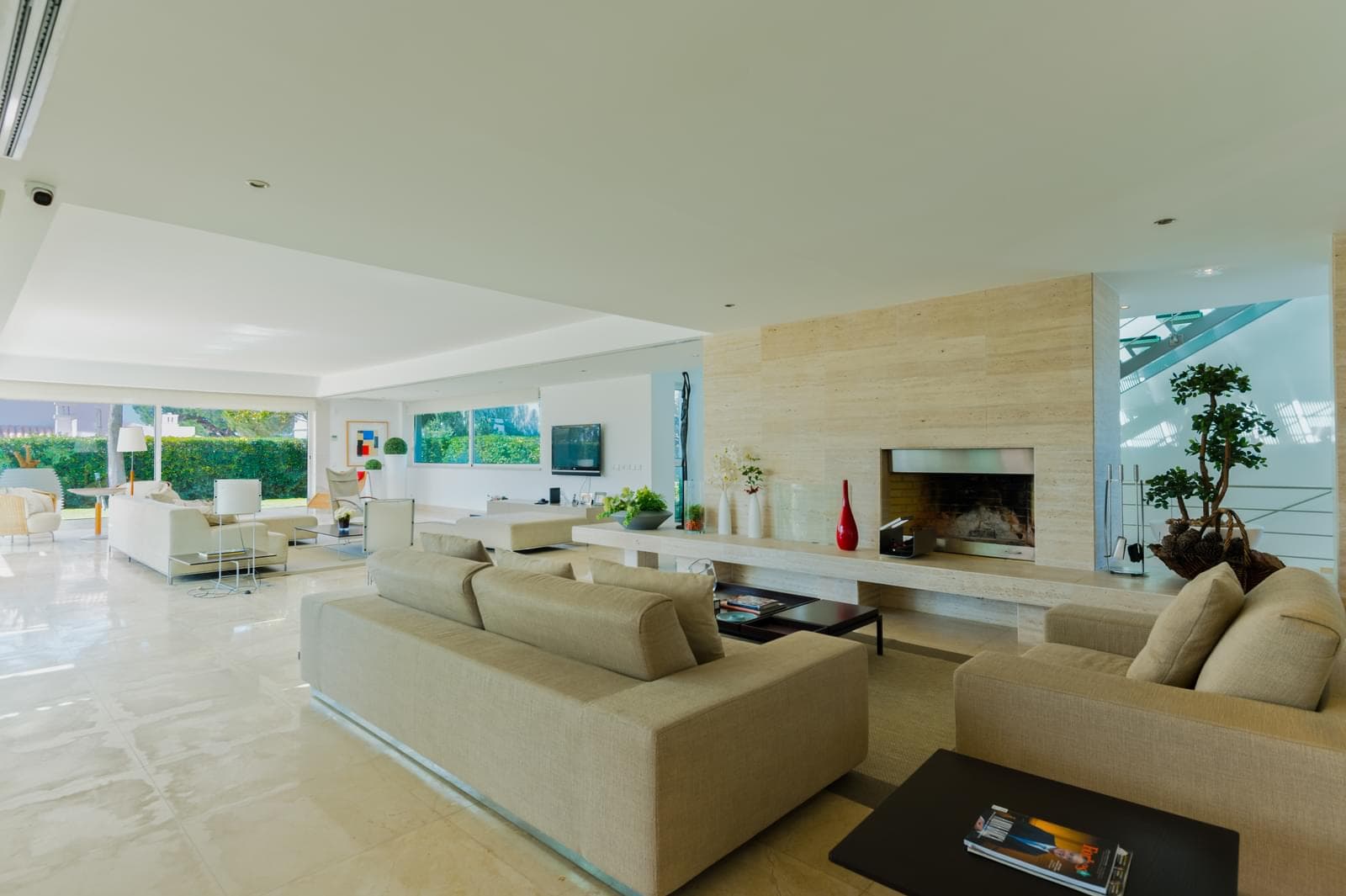 5 Bedroom House with swimming pool, Soltroia, Grandola - Image 2