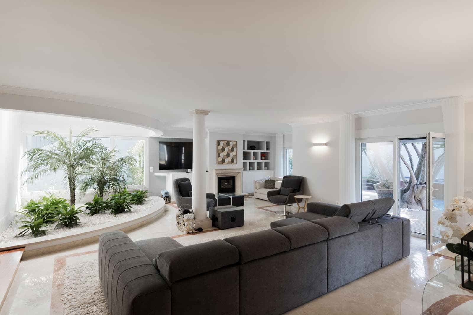 6 Bedroom House with swimming pool, Birre, Cascais - Image 14