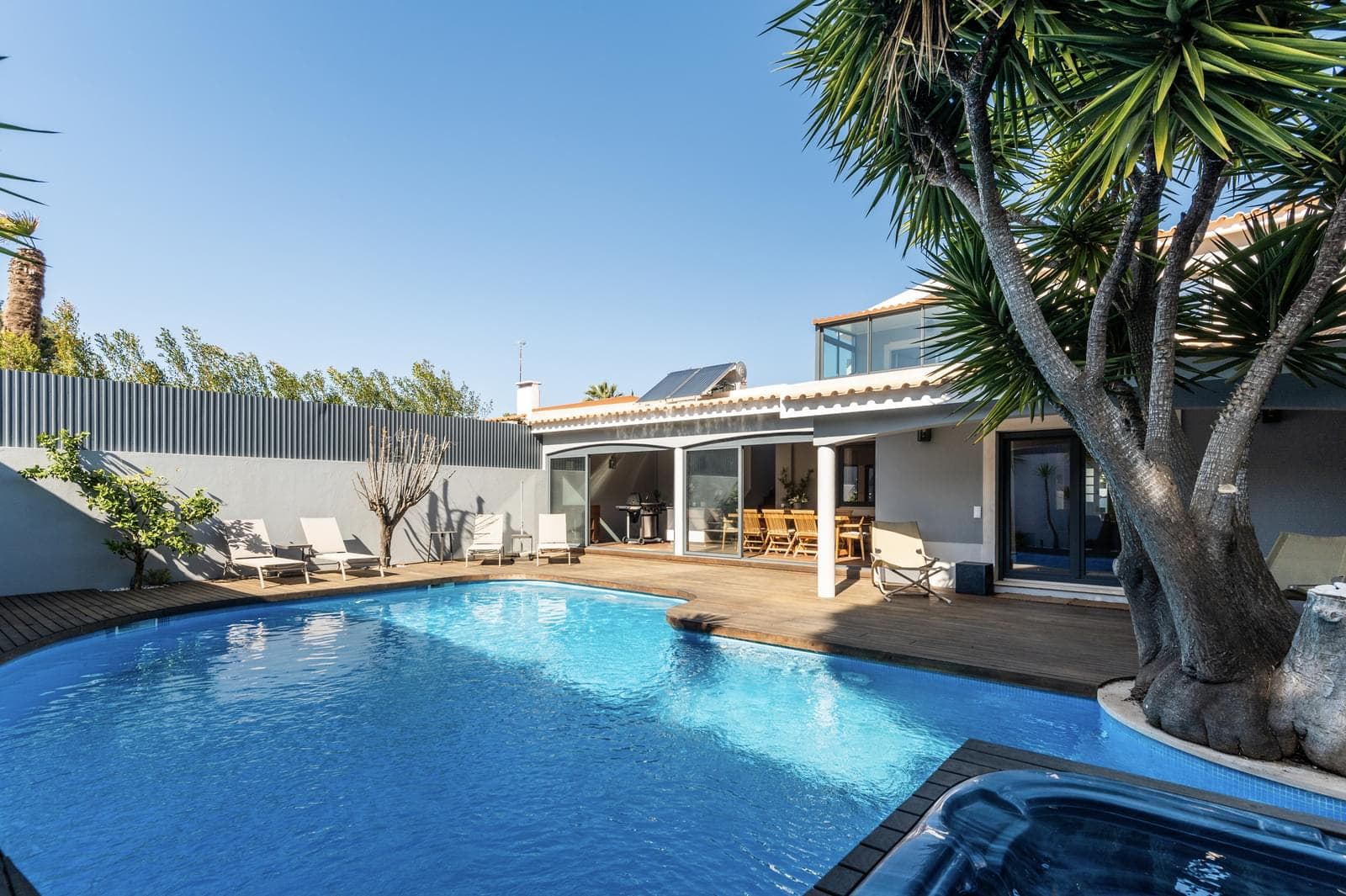 6 Bedroom House with swimming pool, Birre, Cascais - Image 41