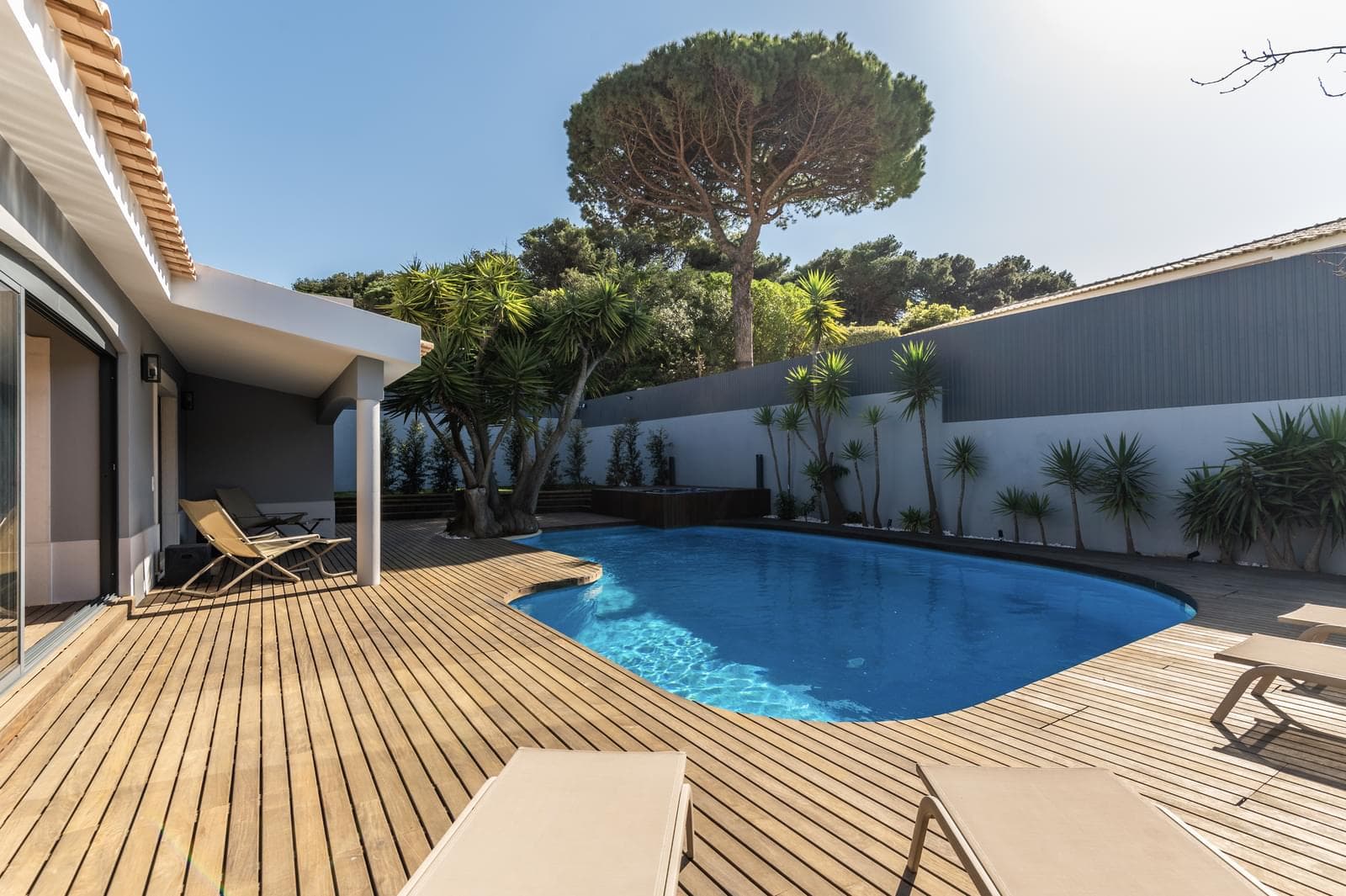 6 Bedroom House with swimming pool, Birre, Cascais - Image 39