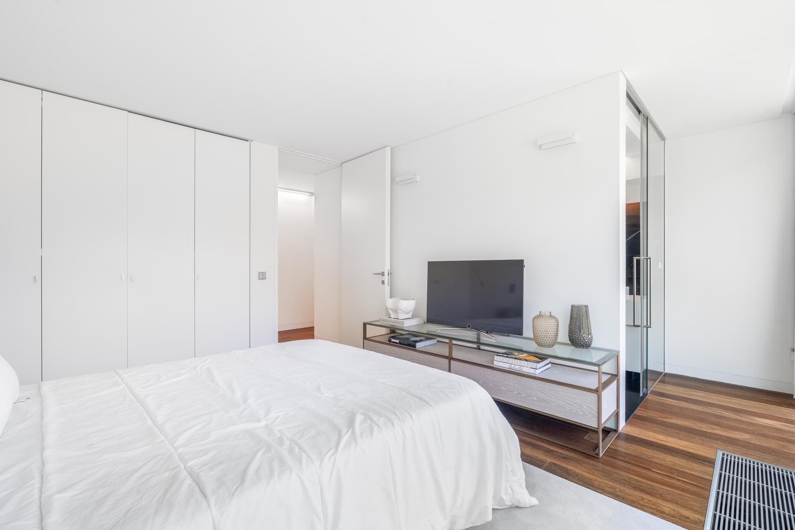 Apartamento T3 com piscina, Cascais - Imagem 25