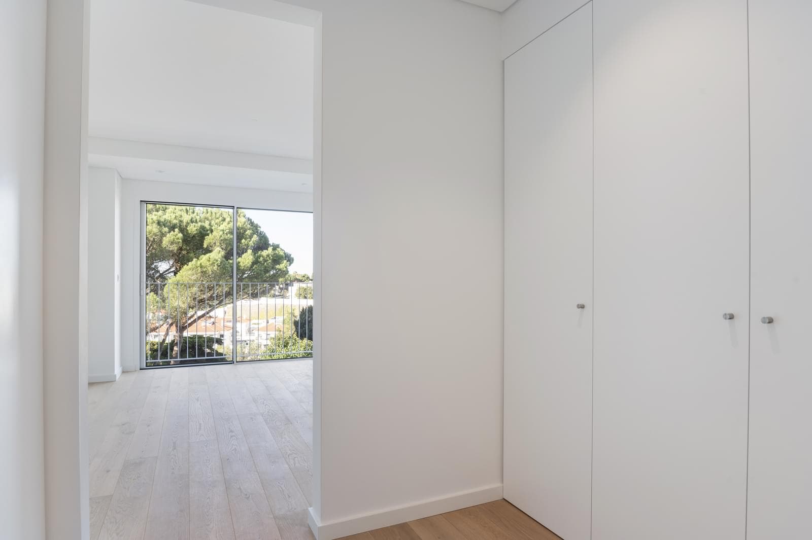 4 Bedroom House with swimming pool, Monte Estoril, Cascais - Image 41