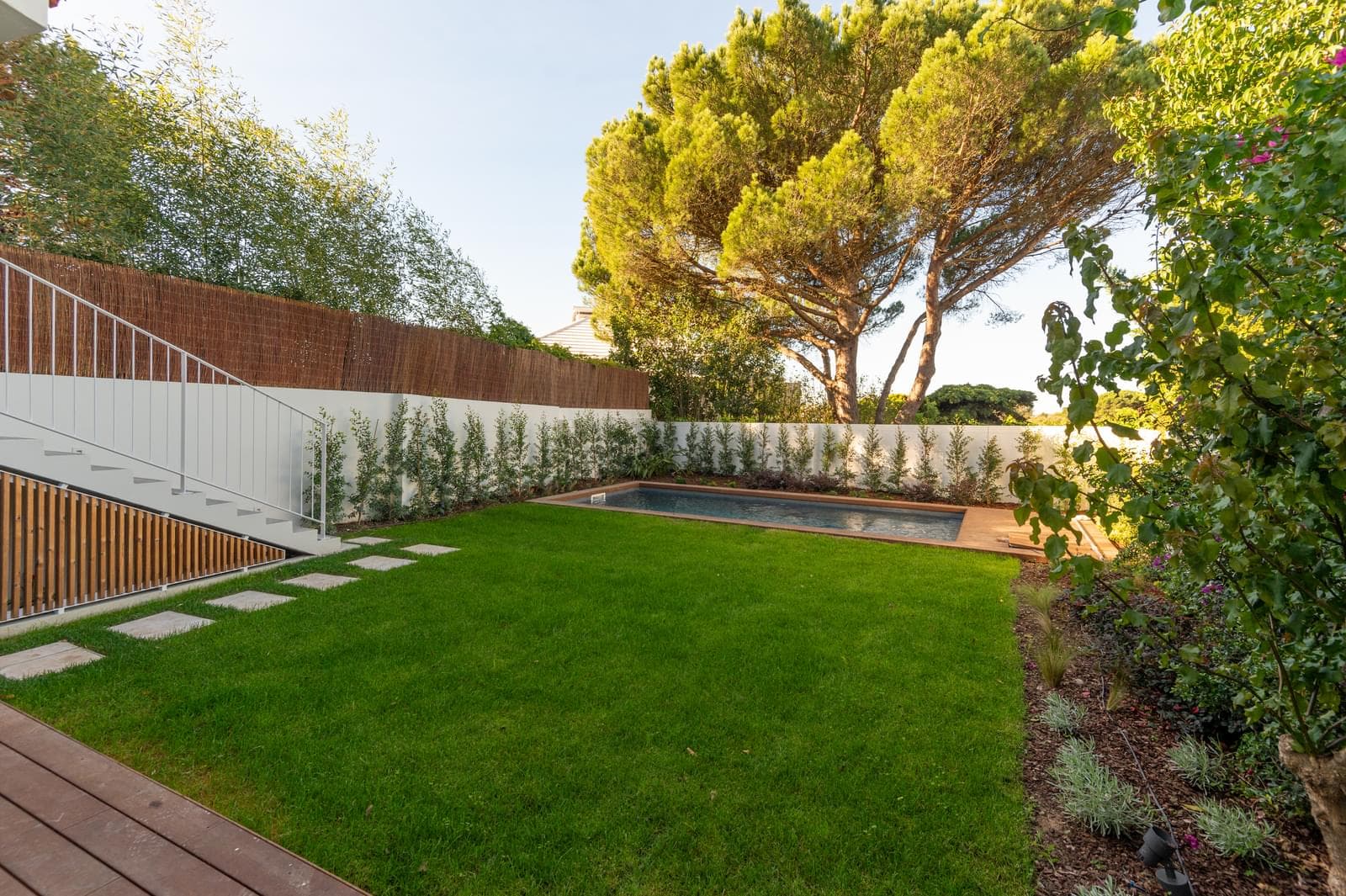 4 Bedroom House with swimming pool, Monte Estoril, Cascais - Image 5
