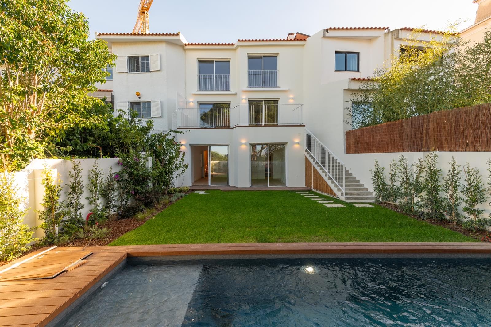 4 Bedroom House with swimming pool, Monte Estoril, Cascais - Image 9