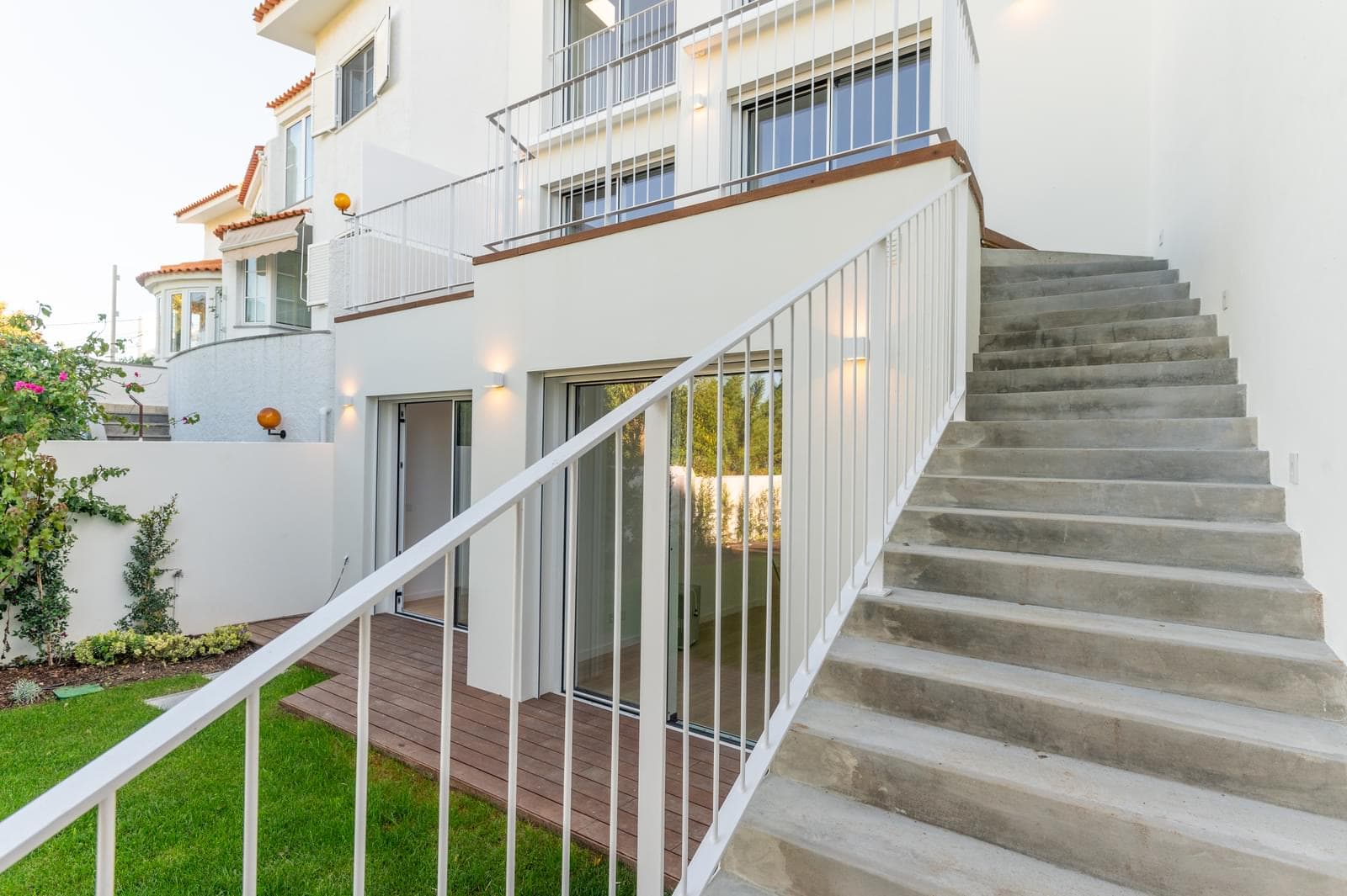 4 Bedroom House with swimming pool, Monte Estoril, Cascais - Image 16