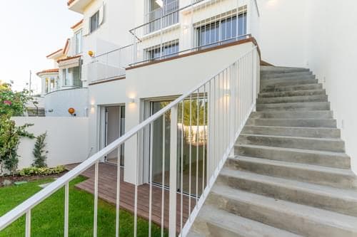 PF30591 - Moradia T4 com piscina, Monte Estoril, Cascais - Imagem 16
