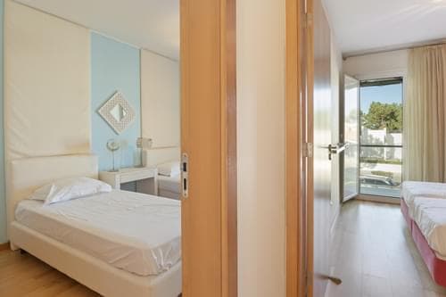 PF30598 - 4 Bedroom House with garden, Soltroia, Grandola - Image 18
