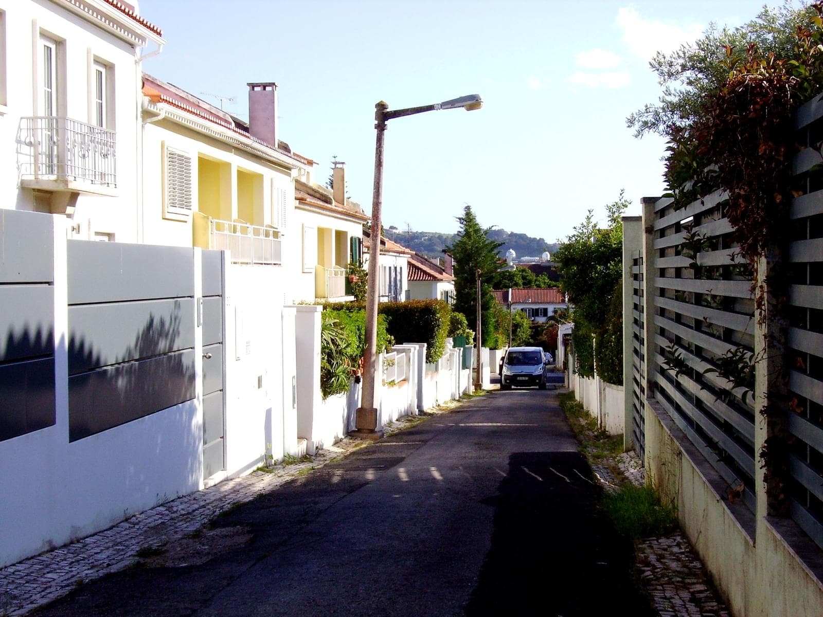 Moradia T3 + 1 com piscina, Restelo, Lisboa - Imagem 1